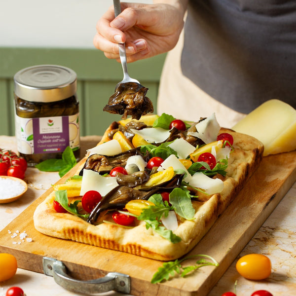 Sheet Pan Pizza Base - PIZZA FOOD LOVE | EMILIA FOOD LOVE